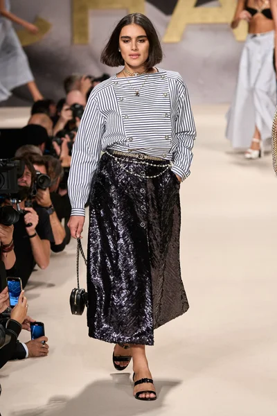 Look 21